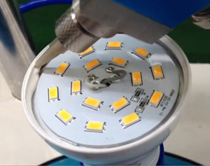 Bulb glue dispensing video